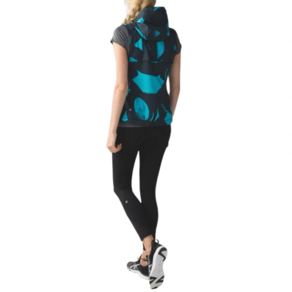 Lululemon vest size 4 - Picture 2 of 8